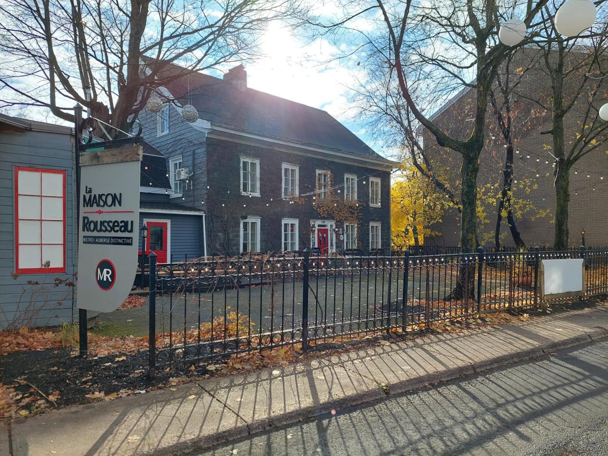 La Maison Rousseau Montmagny Exterior foto